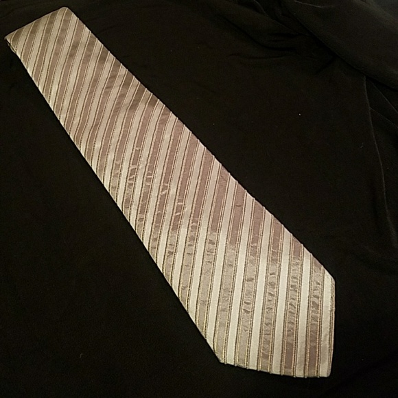Escada Other - Escada silk tie